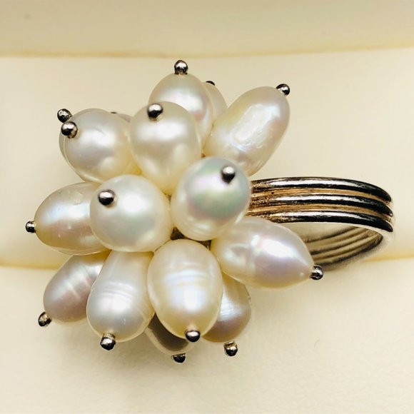 Artisan Sterling Silver Pearl Earrings & Cluster Pearl Ring Size 5 - 18.2 Grams - Picture 10 of 16
